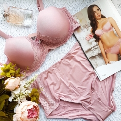 

	Пэтси розовый удобный комплект
	
 Качественное белье — Пэтси Флоранж