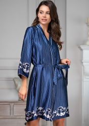 

	Шелковый халат синий Barocco
	
 Шелковые халаты из Италии Флоранж