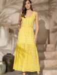 Желтое пляжное платье